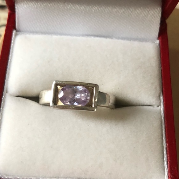 Amathyst Modern Ring - Picture 2 of 6